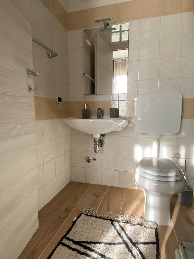 Casa Sandrina Caprino Veronese Exteriör bild